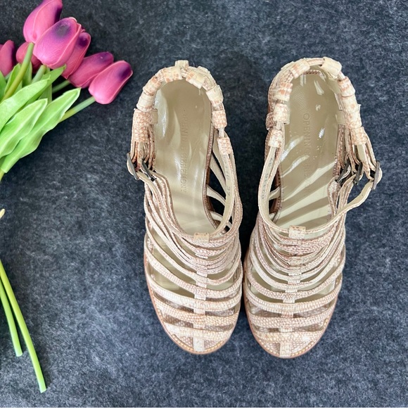 Opening Ceremony-Platform Caged Straps Buckled Sandals-7 NEW CONDITION - Picture 4 of 10